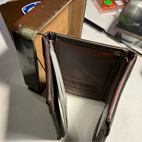 Auburn Waxed Canvas/Leather BY ZEP-PRO Bifold Fishermans Wallet tin GIFT box NEW - Picture 14 of 16